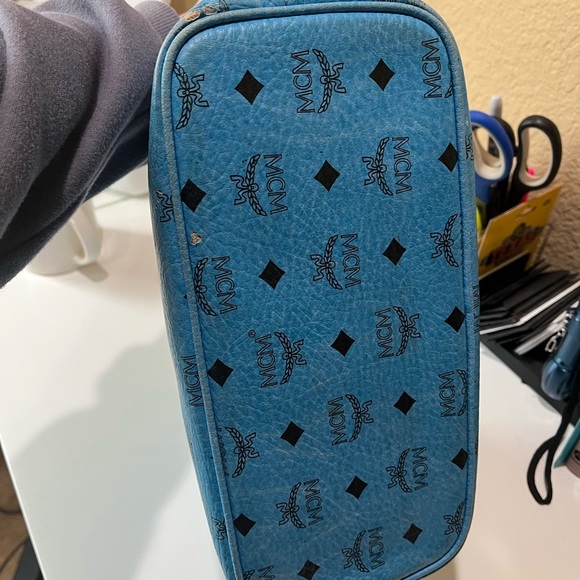 MCM BLUE VISETOS ZIPPERED SMALL TOTE BAG - Picture 8 of 16